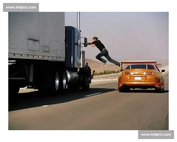 速度与激情巅峰对决极限赛车手上演惊险漂移大战